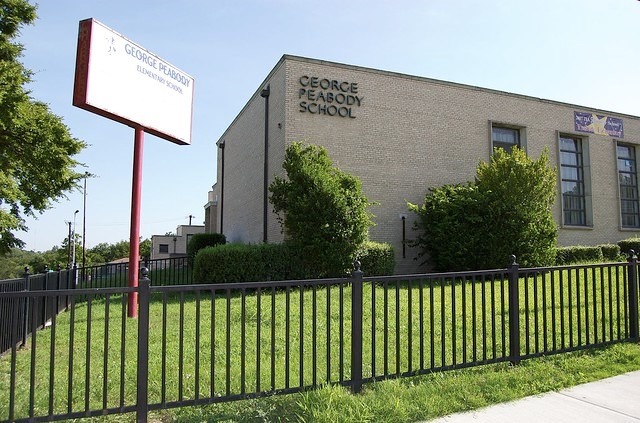 Dallas Independent School District - School Finder